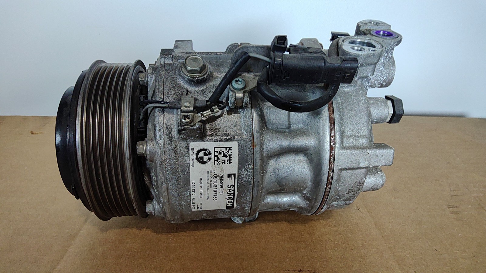 2018-2019 BMW 740i HVAC A/C Air Compressor OEM 64525A58A55
