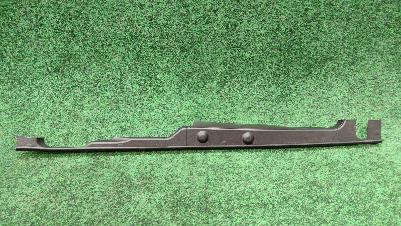 2017-2020 Audi A4 Front Right Fender Upper Seal Oem 8w0820582