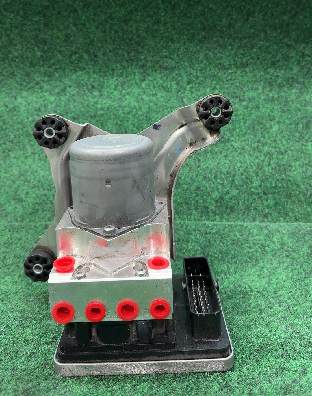 2016-2019 BMW 740i Anti-lock Brake Parts OEM 34517916215