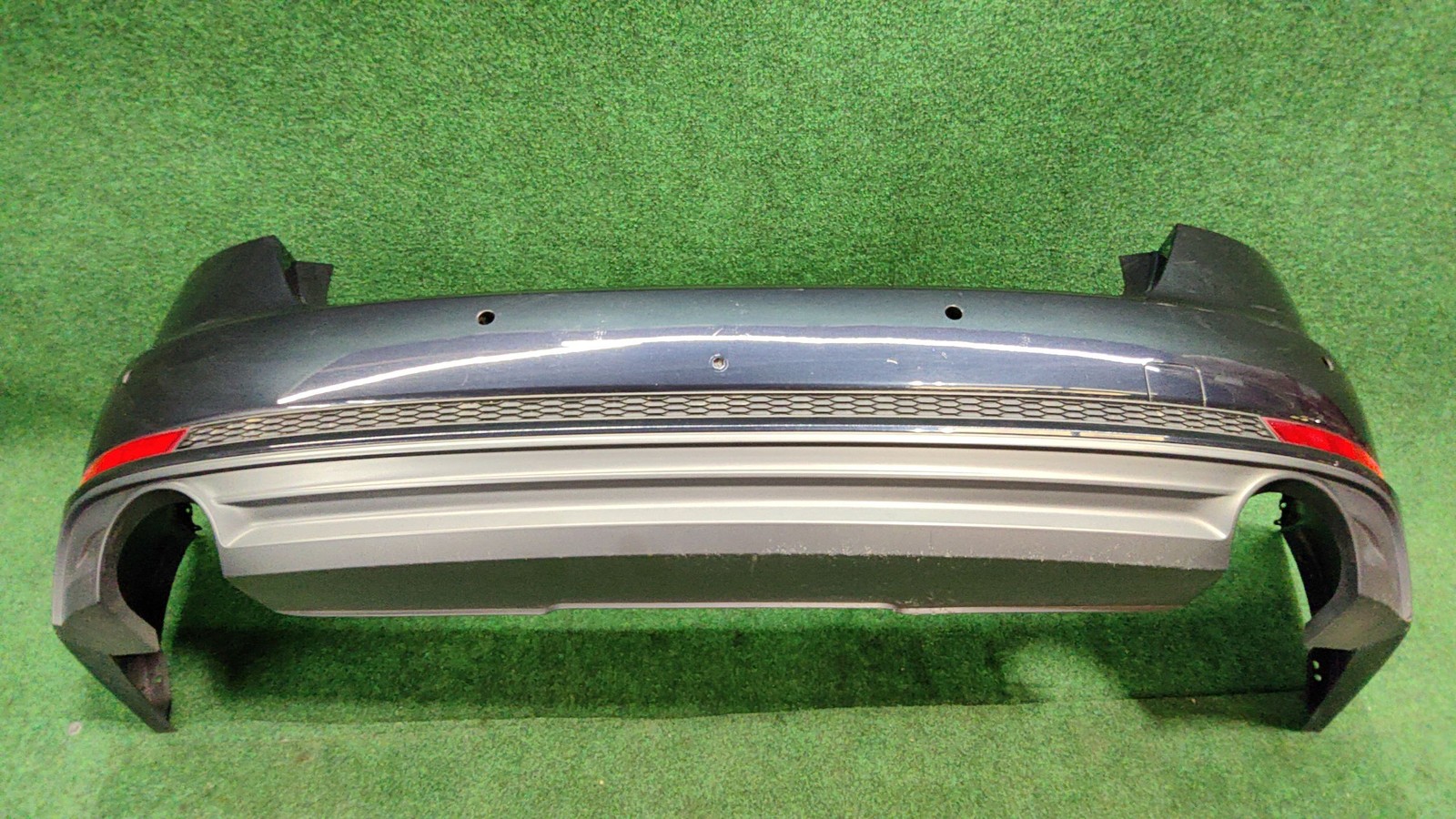 2017-2019 Audi A4 Quattro Rear Bumper Cover Blue Met. W1 Oem 8w5807067d