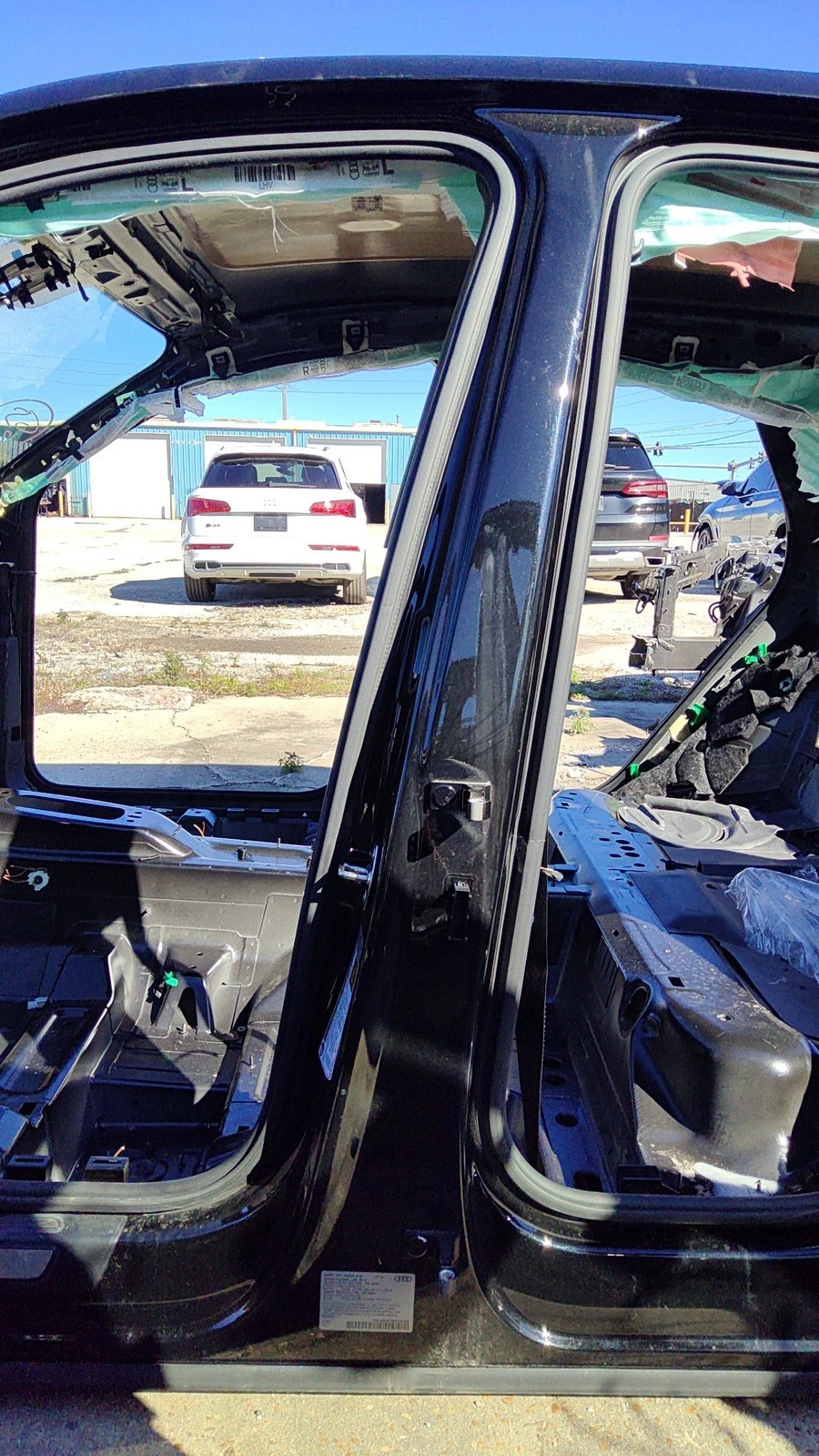 2021-2023 Audi Q5 Left Center pillar Mythos Black Oem 80a809839stl 80a810073cstl