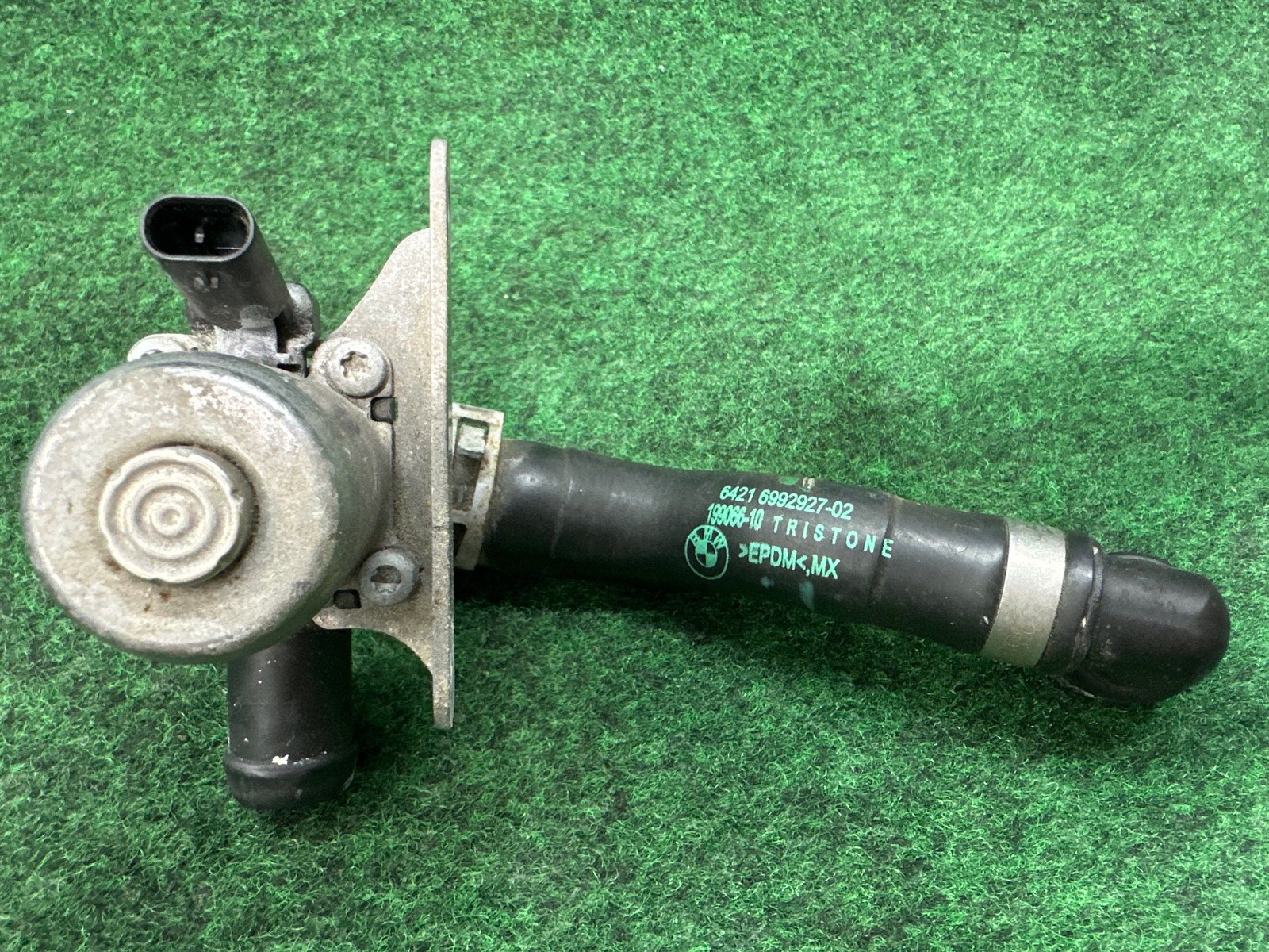 2018-2022 Bmw X3 Engine Coolant Radiator Hose Oem 11518663248 17127535531