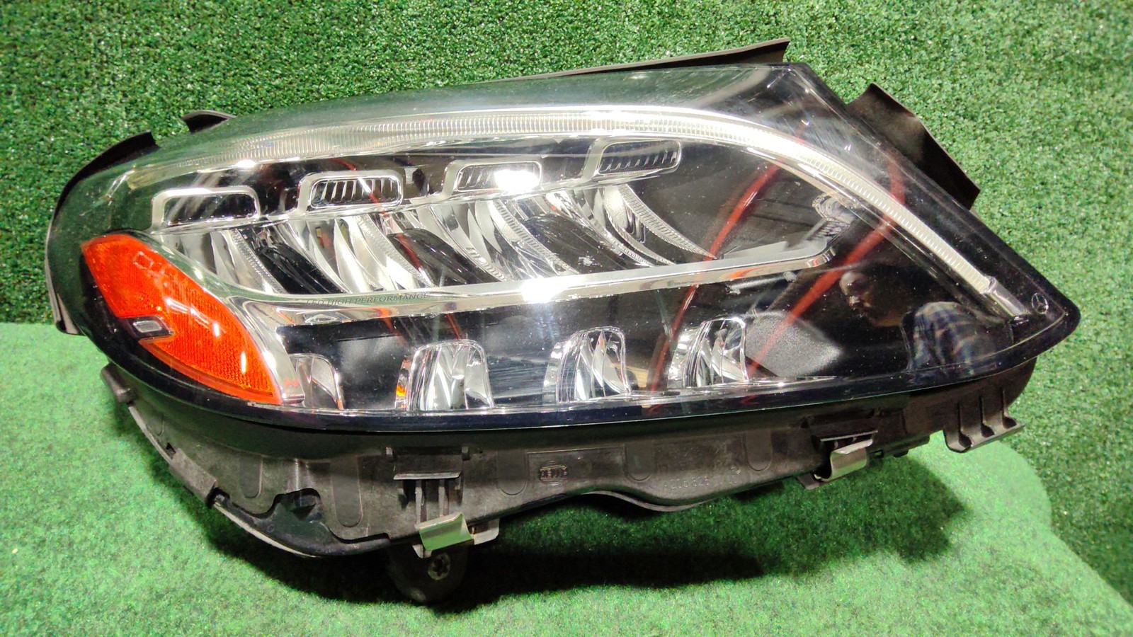 2014-2021 Mercedes Benz C300 Right Headlamp Assembly Oem A2059066104
