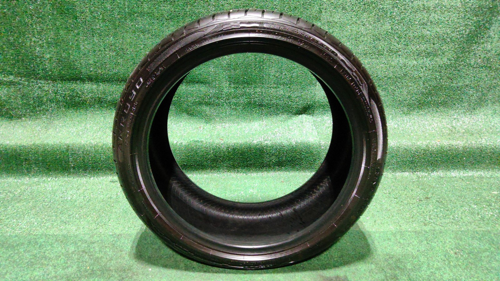 Tire Arroyo Grand Sport 225/40 18'