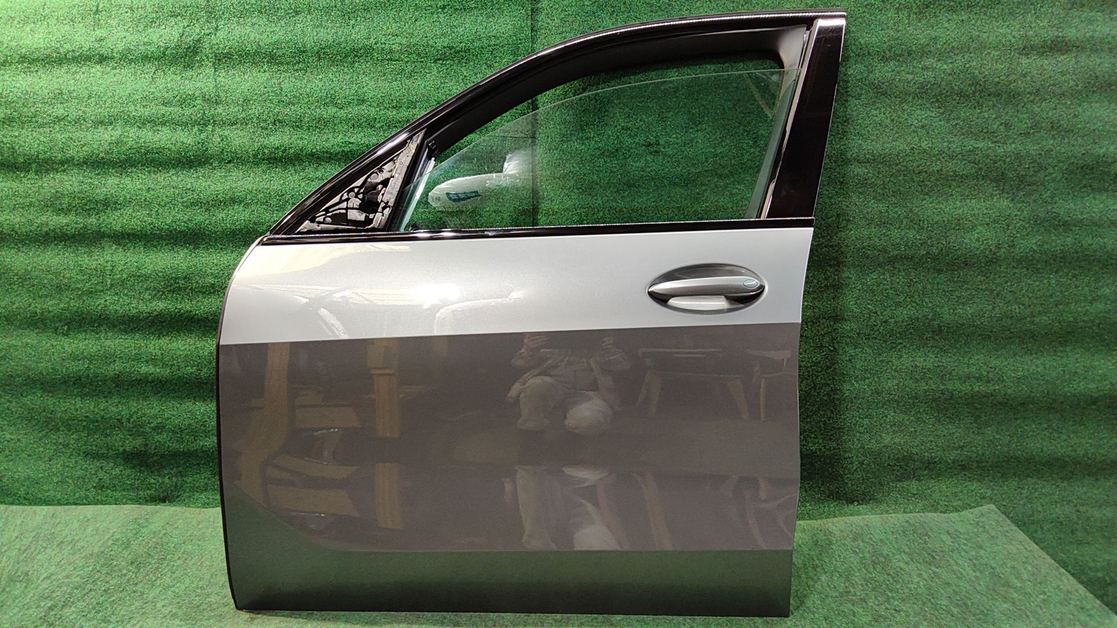 2024-2025 Bmw X5 Front Left Side Door skyscraper Greymetal/c4w oem 41518738551