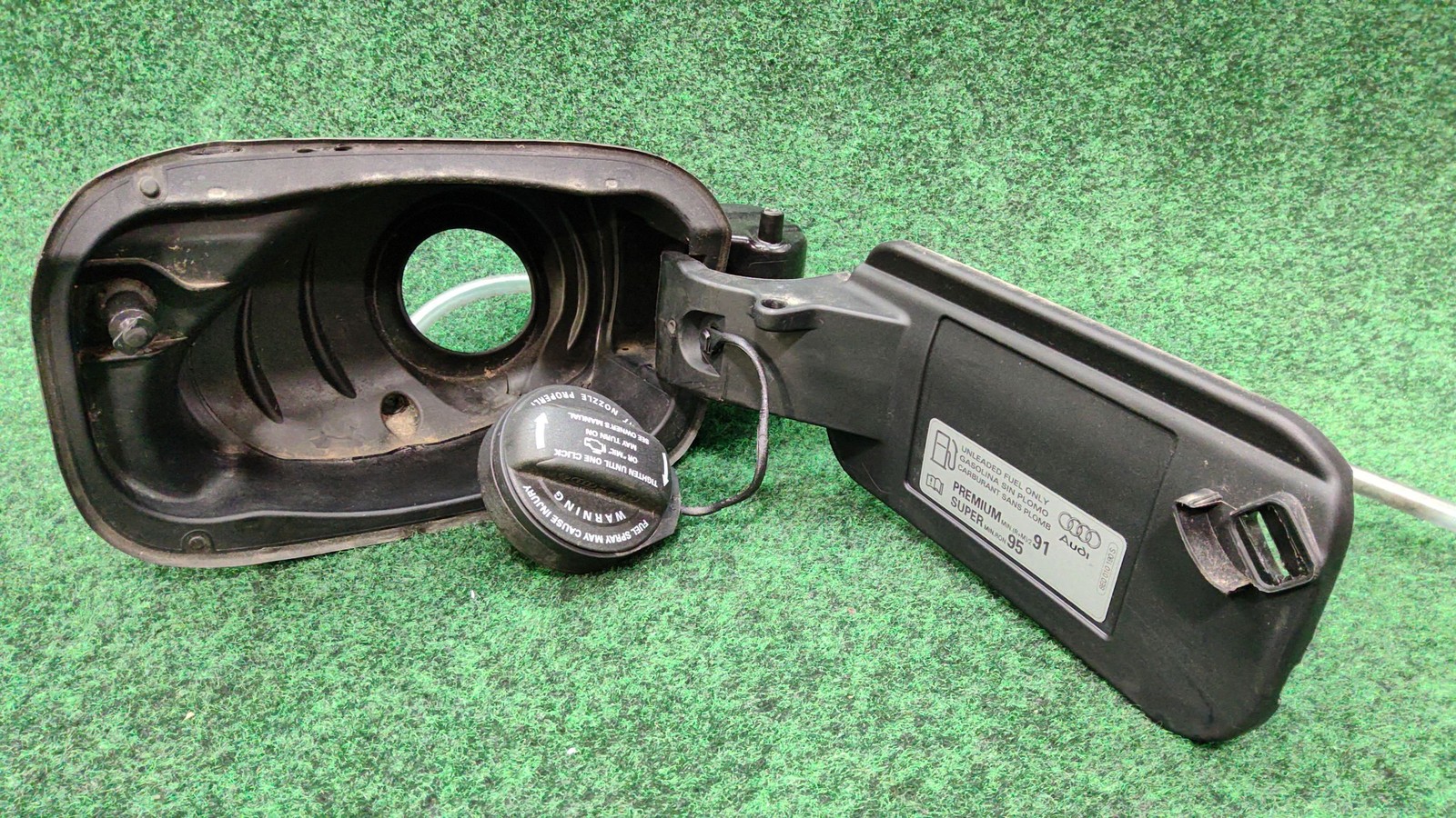 2018-2025 Audi Q5 Gas/fuel Filler Door Bracket Oem 80a809906