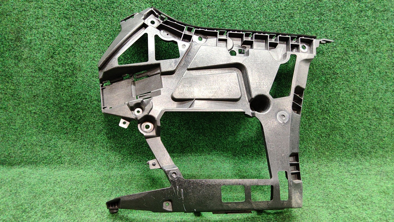 2018-2022 BMW 330i Rear Right Bumper Lateral Bracket OEM 51127427968