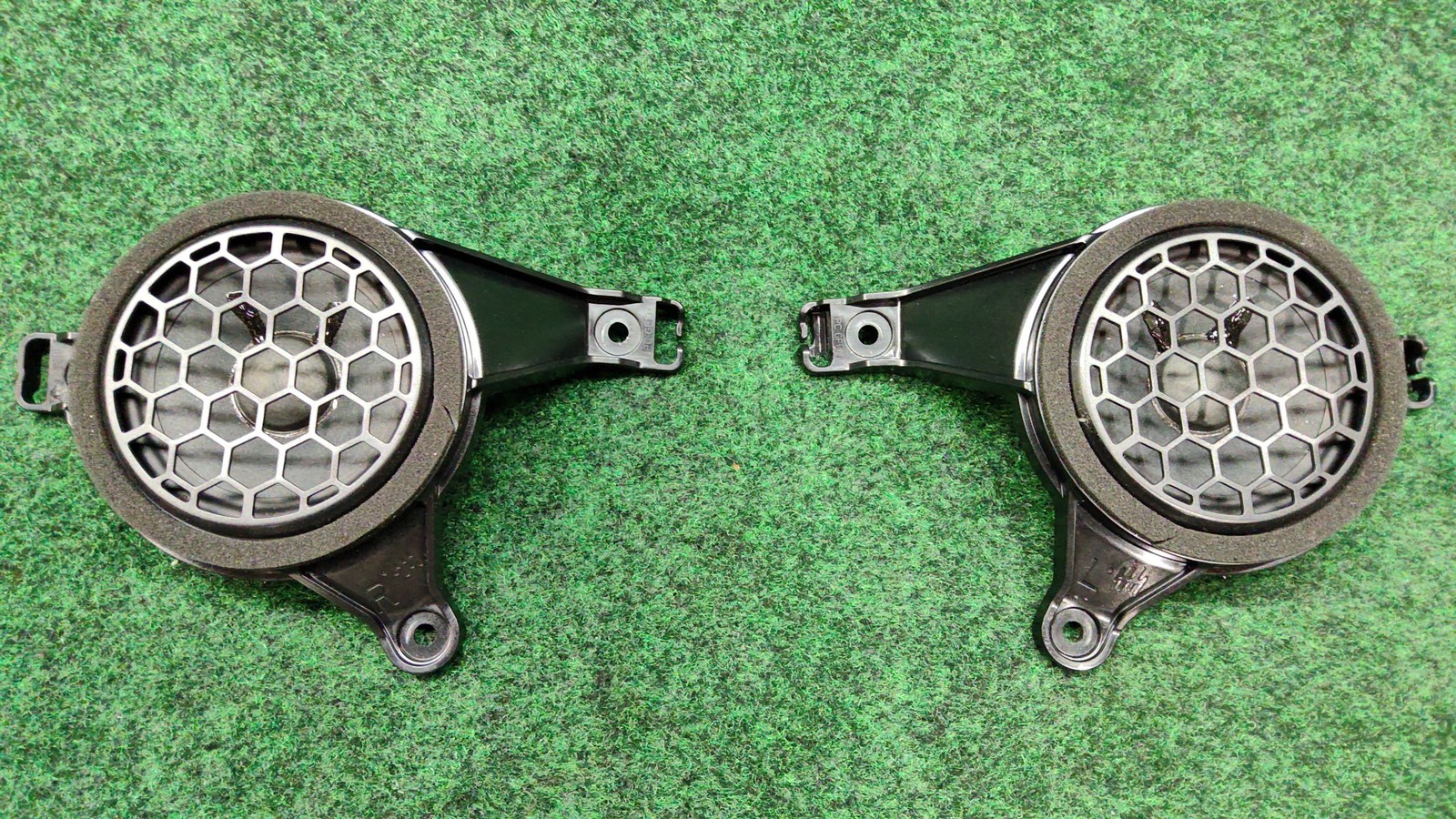 2017-2025 Audi Q7 Loudspeakers Bang & Olufsen Side Set 2 Pcs Oem 4m0035398
