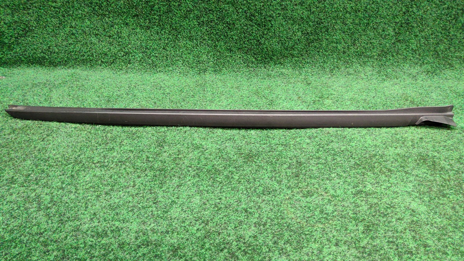 2018-2022 BMW 330i Right Windshield Drip Moulding OEM 51317427874