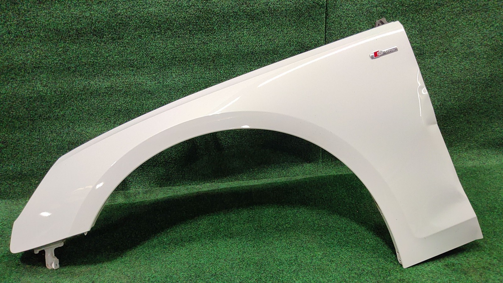 2021-2025 Audi A4 Front Left Fender Glacier White Metall 2y2y Oem 8w0821105d