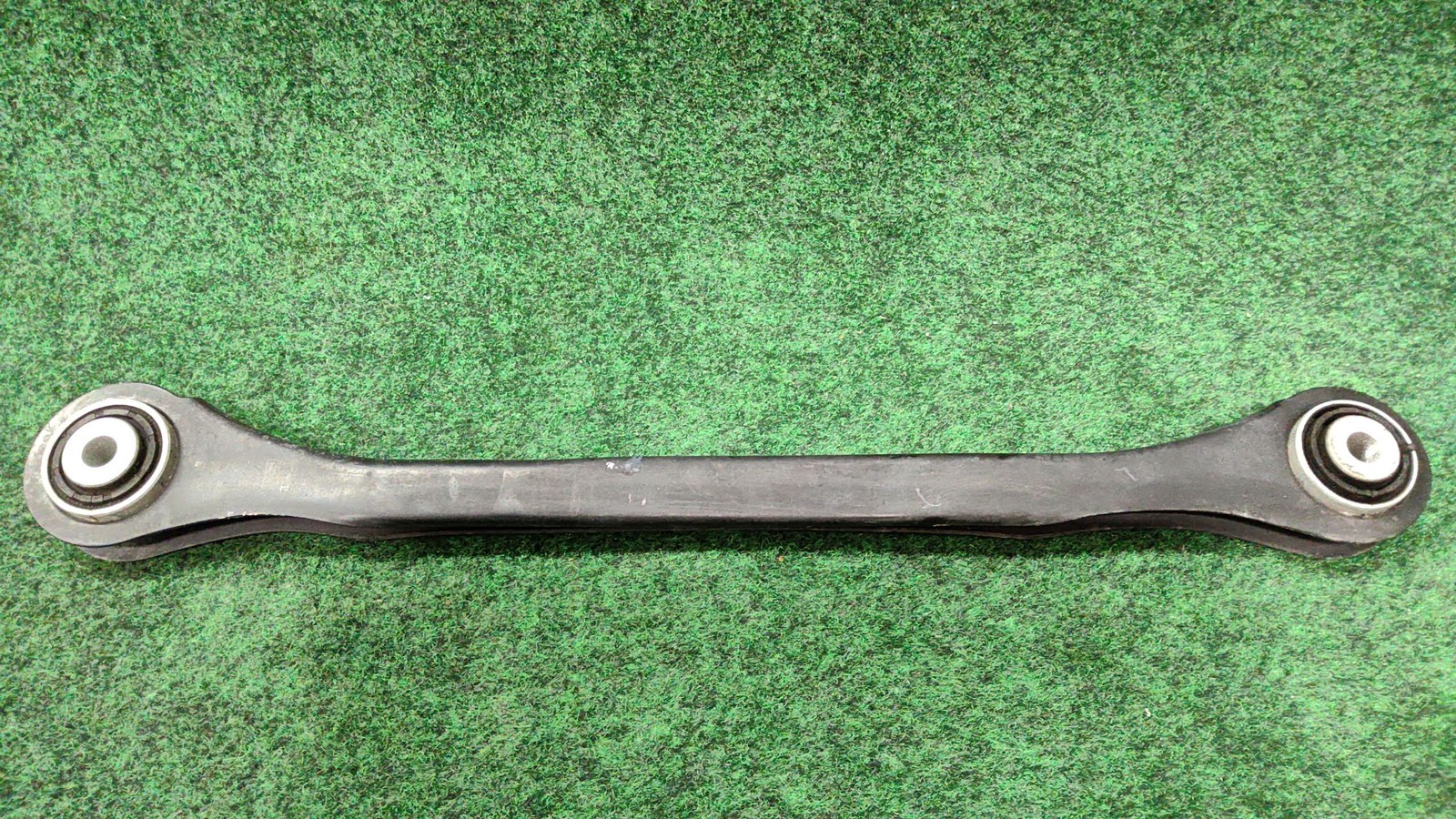 2021-2024 Audi A4 Rear Left Track Rod Arm Oem 8w0501529d