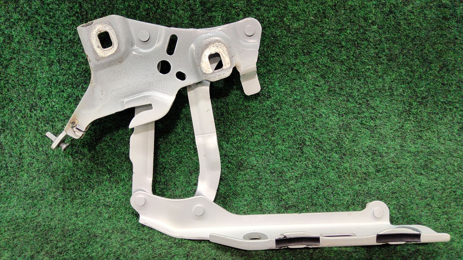 2018-2024 Audi S4 Front Right Hood Hinge Color 2Y/S9R OEM 8W0823302D
