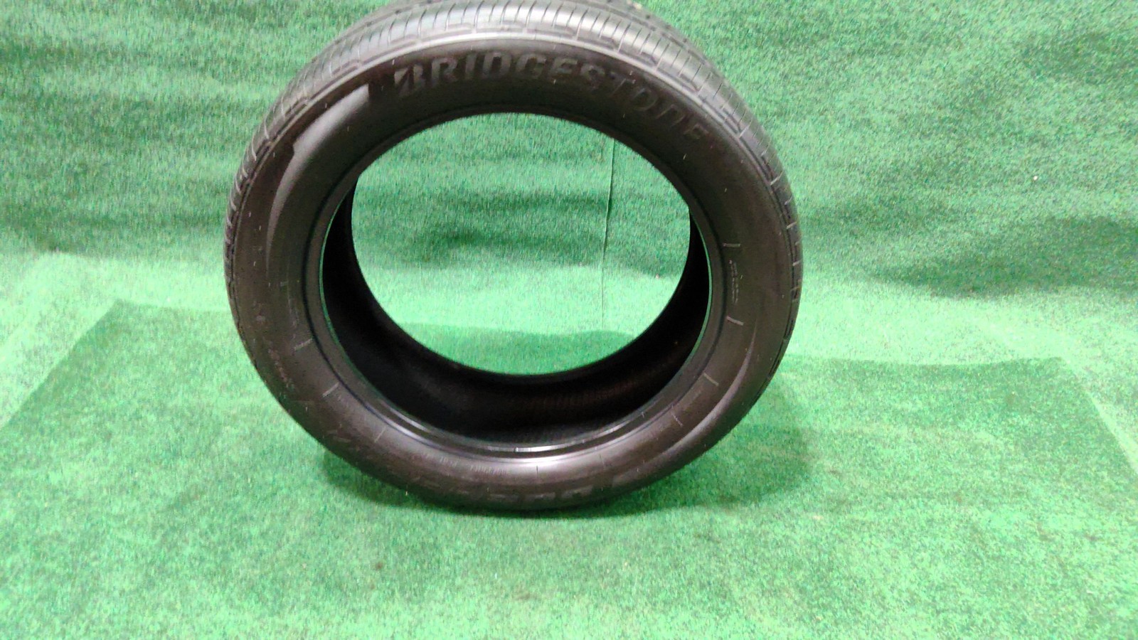 Tire Brigestone Dueler H/p Sport 19' 245/50-19