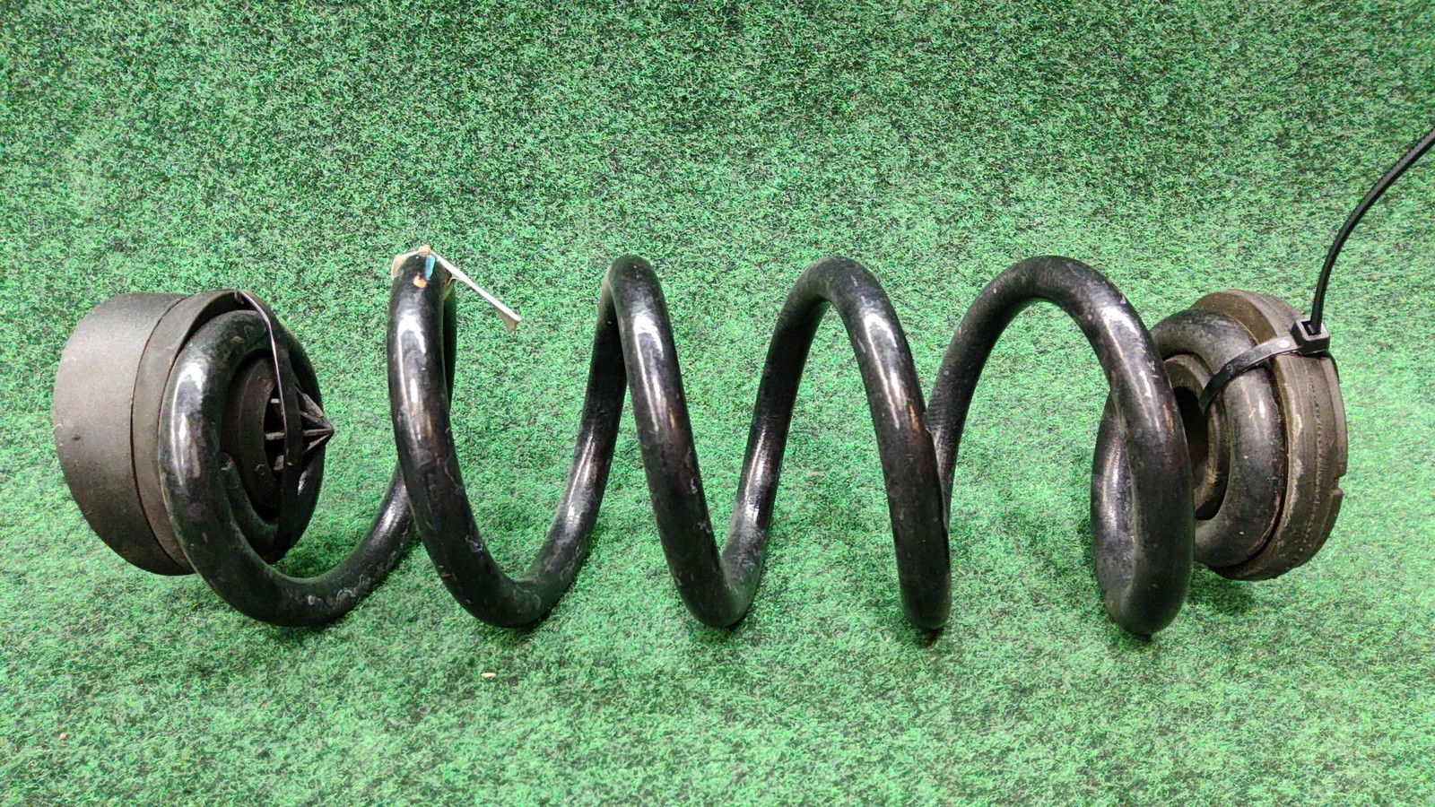 2021-2023 Audi Q5 Rh Rear Leaf Suspension Coil Spring 12k Miles Oem 80a511115