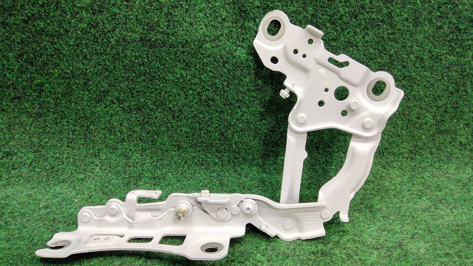 2018-22 BMW 330i Front Left Hood Bonnet Hinge Mineral White A96 OEM 41008494431