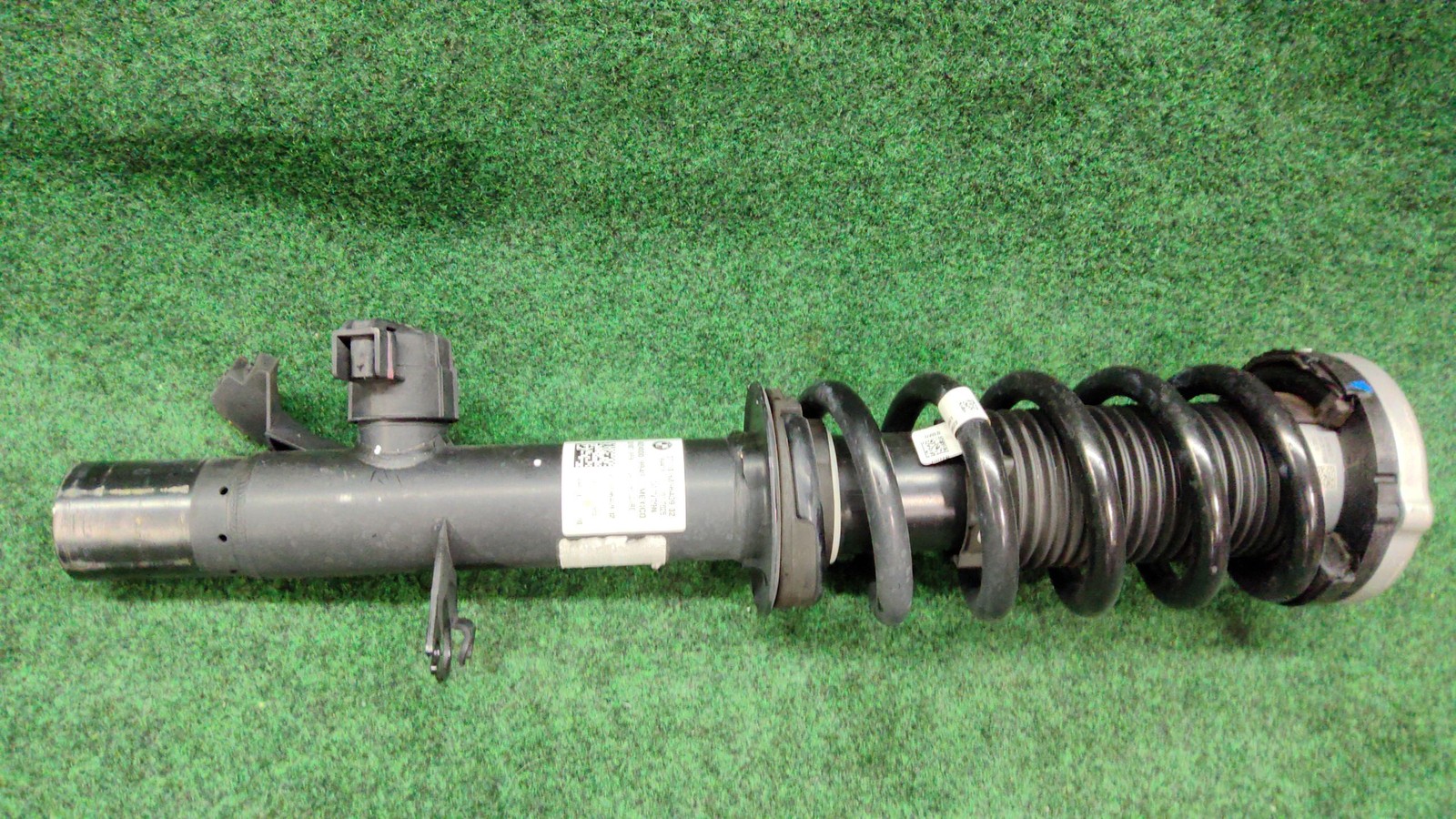 2024-2025 Bmw X5 Suspension Strut Front Left Oem 37106896439 Original