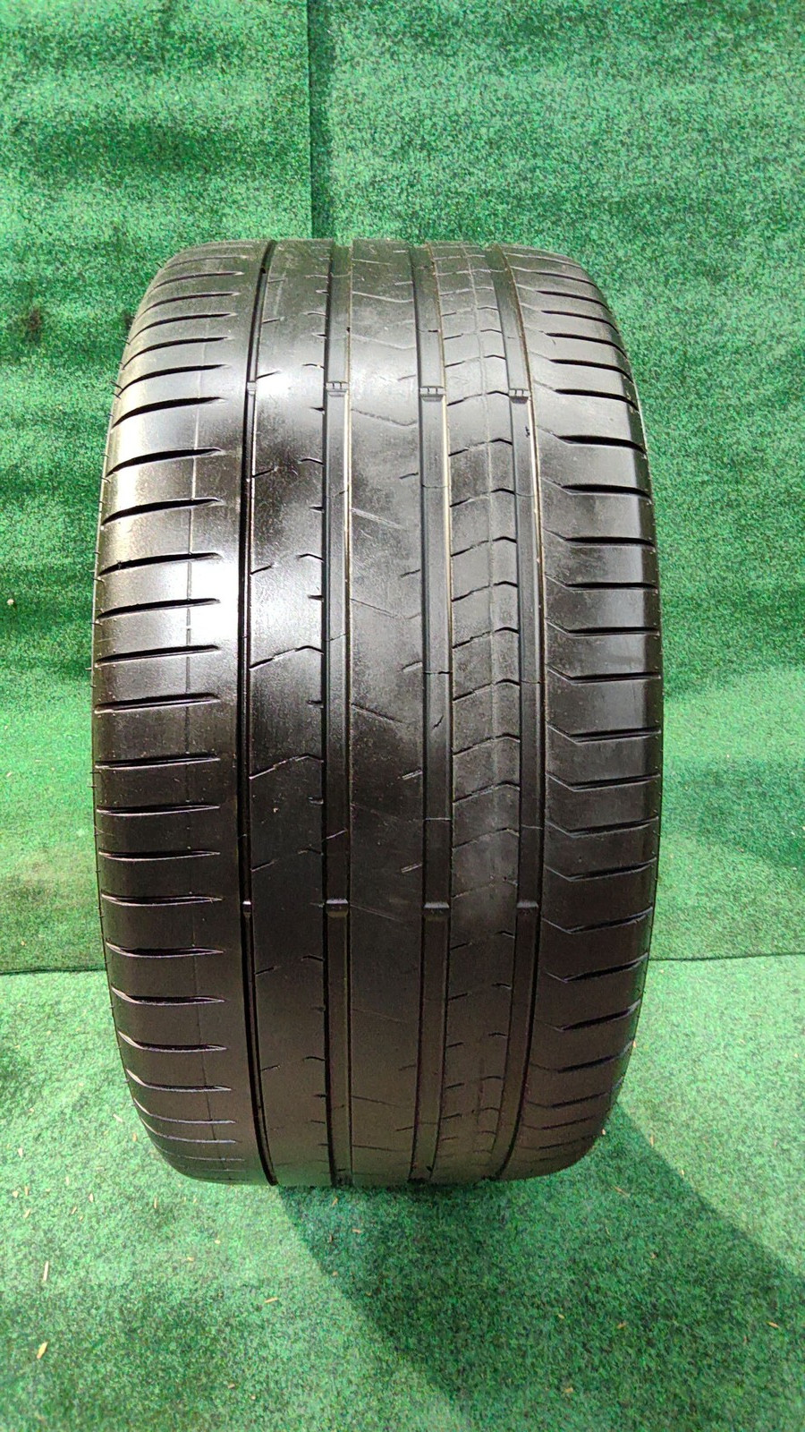 Tire 315/30-22 Tire Pirelli P Zero Rear Rh
