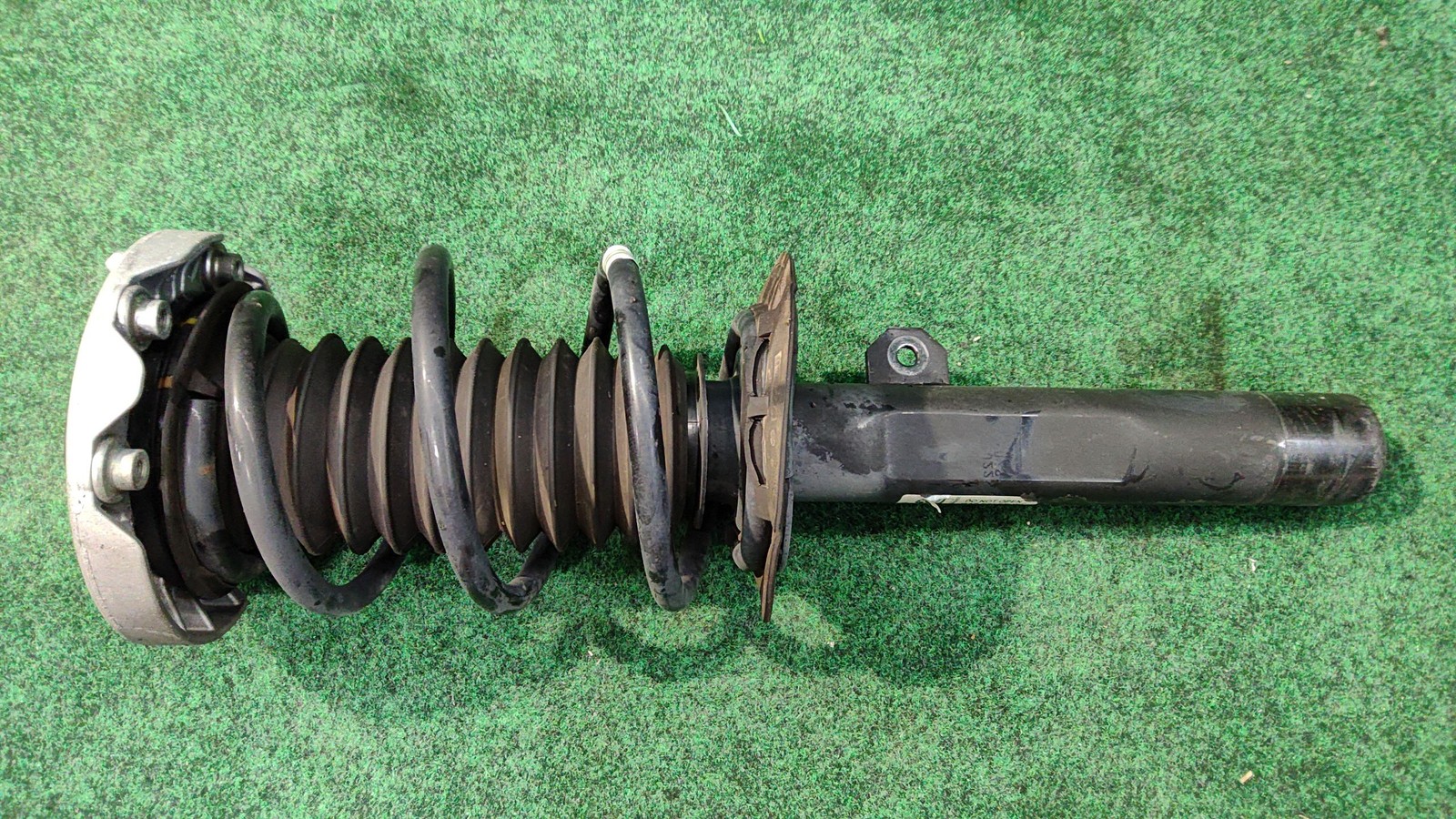 2016-2022 Bmw X1 Left Front Spring Strut Lh Oem 31316882849 31336892617