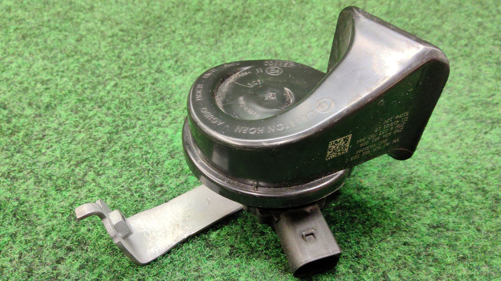 Horn 2021 Audi Q3 Horn High Bass Left Oem 5c0951223c