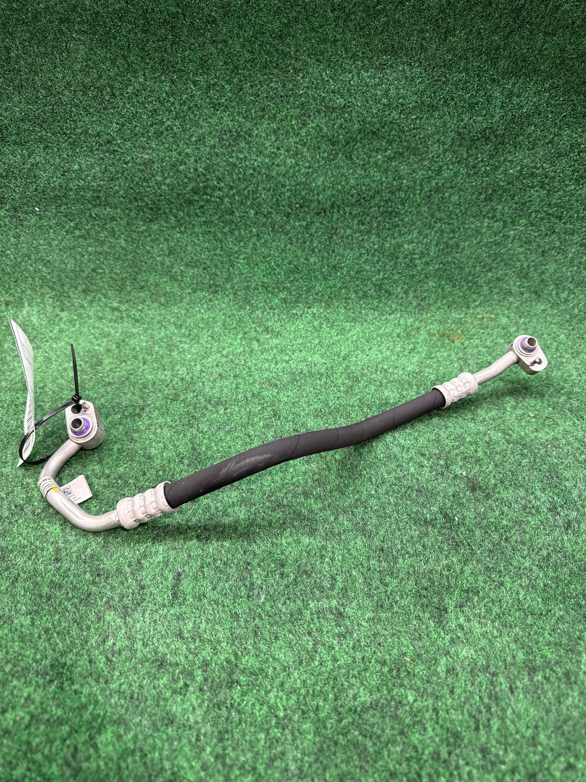 2019-2025 Bmw 330i A/c Refrigerant Discharge Hose Oem 64539395480 Original