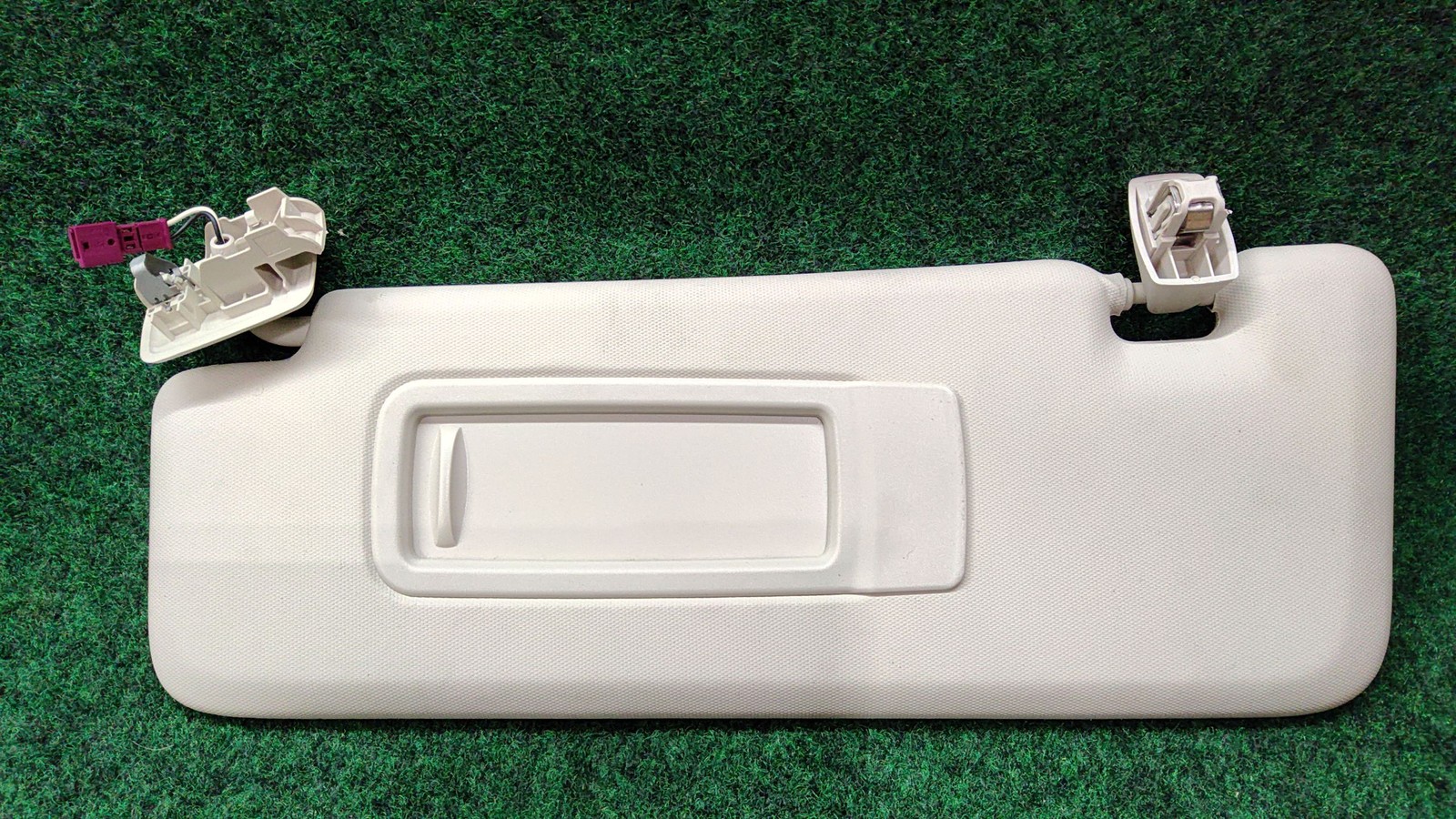 2019-2022 BMW X7 Sun Visor Left  OEM 51168079657 51165a2a0e7