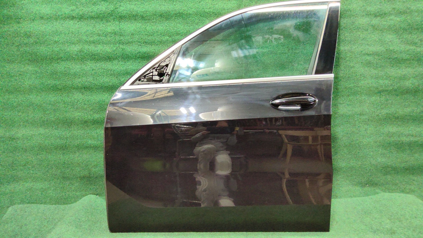 2019-2025 BMW X5 Front Door Left Side Black Sapphire Metal 475 OEM 41518738551