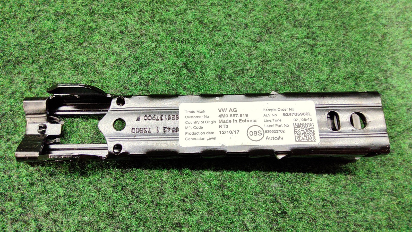 2017-2025 Audi A5 Front Right/left Seat Belt Height Adjuster Oem 4m0857819