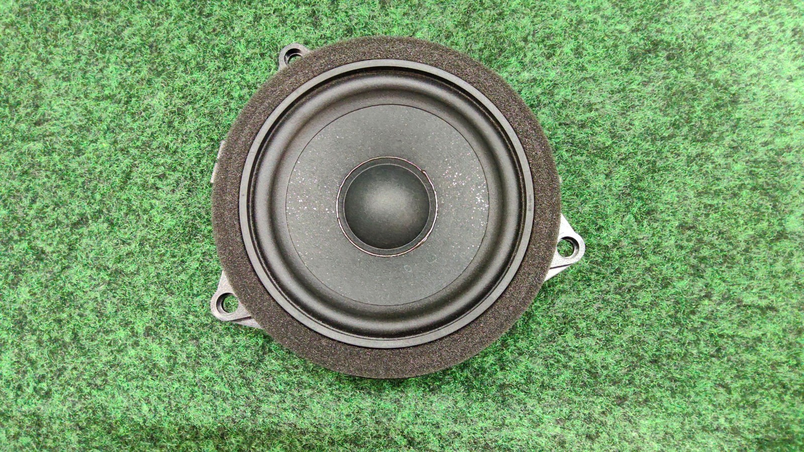 2018-2024 Bmw X3 Door Speaker Oem 65136809629