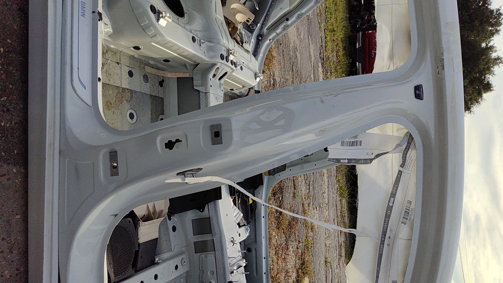 2017-2022 BMW 740i Right Center Pillar Rh Alpine White/300 OEM 41007460433