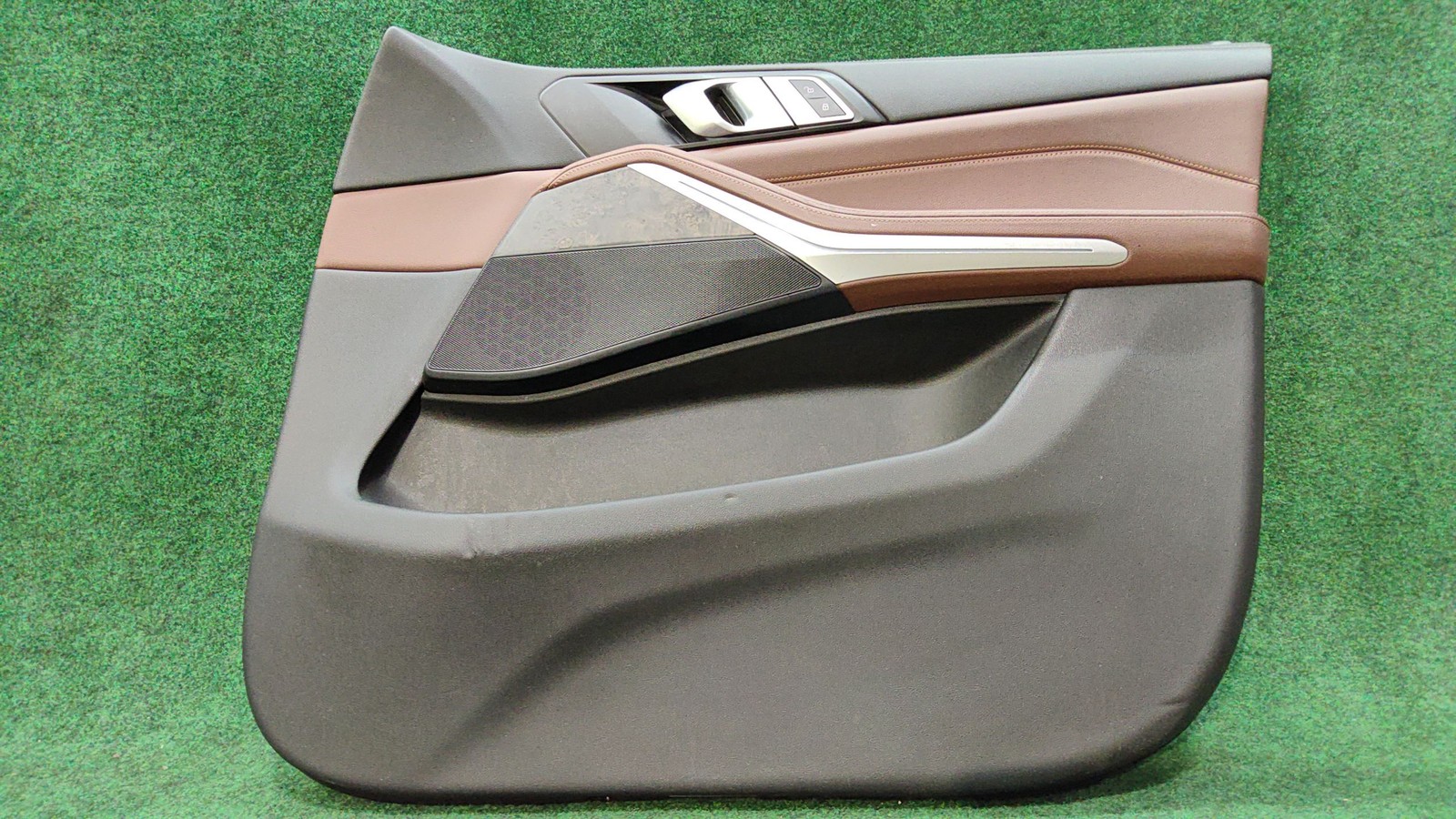 2019-2022 Bmw X5 Front Right Door Trim Panel Vernasca Coffee Oem 51419473880