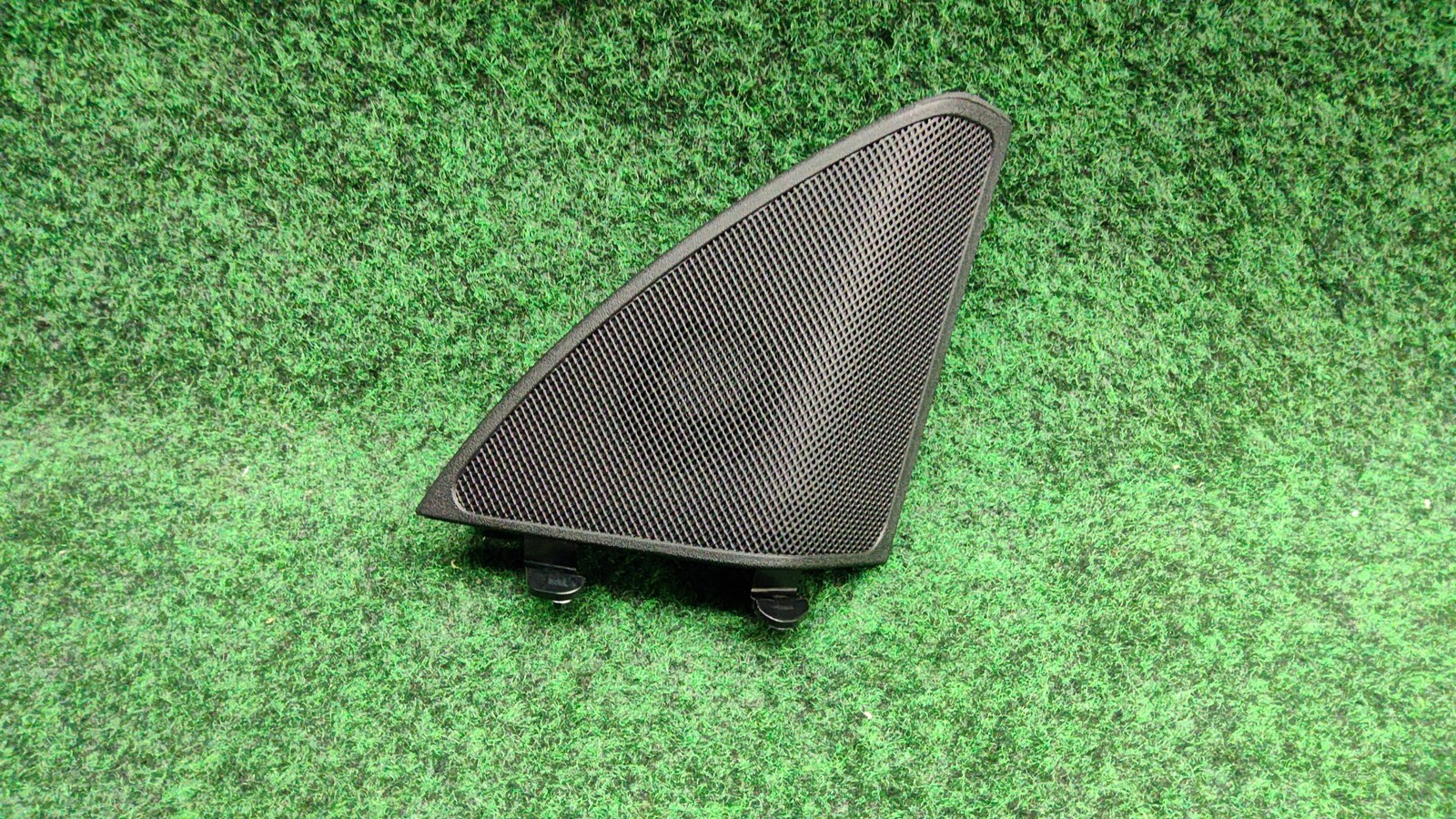 2015-2018 Mercedes Benz C300 Front Right Door Tweeter Trim Cover OEM A2057200248