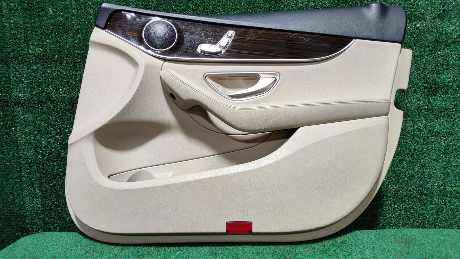 2014-2021 Mercedes Benz C300 Right Door Trim Panel Oem A2057204827