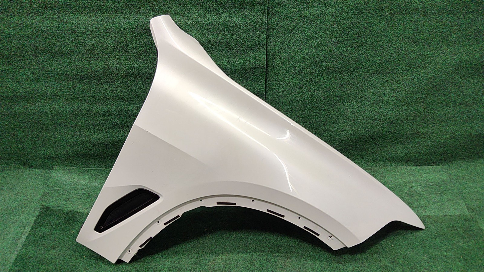 2019-2025 Bmw X5 Front Fender Right Mineral white 475m Oem 41007492364 Original