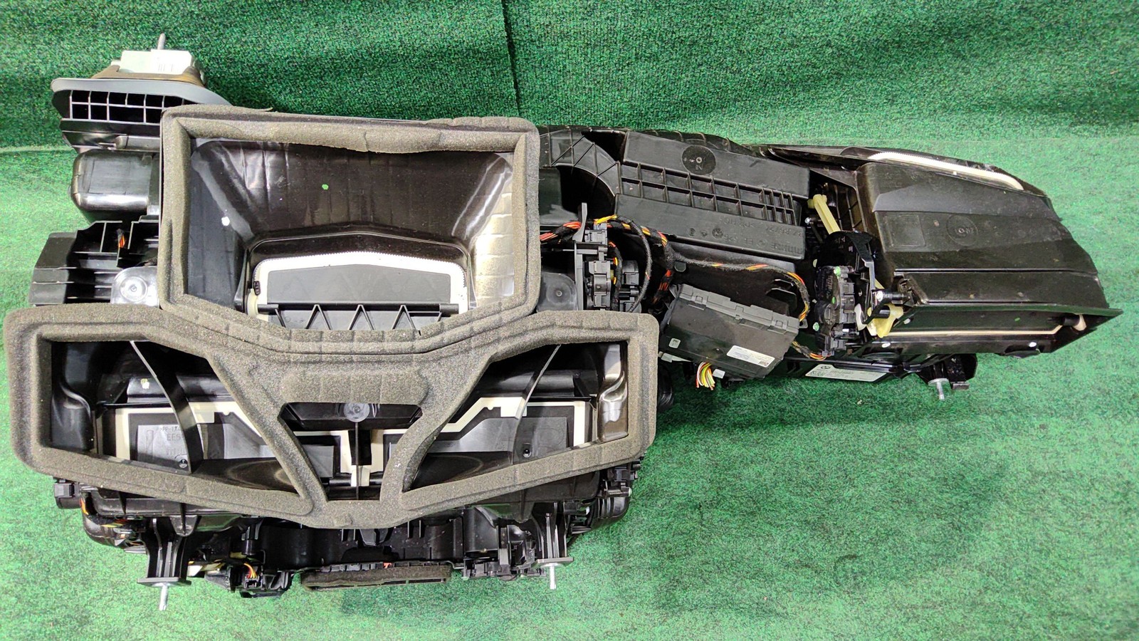 2019-2025 BMW X5 HVAC A/C Heater Evaporator Core Case OEM 64117944537