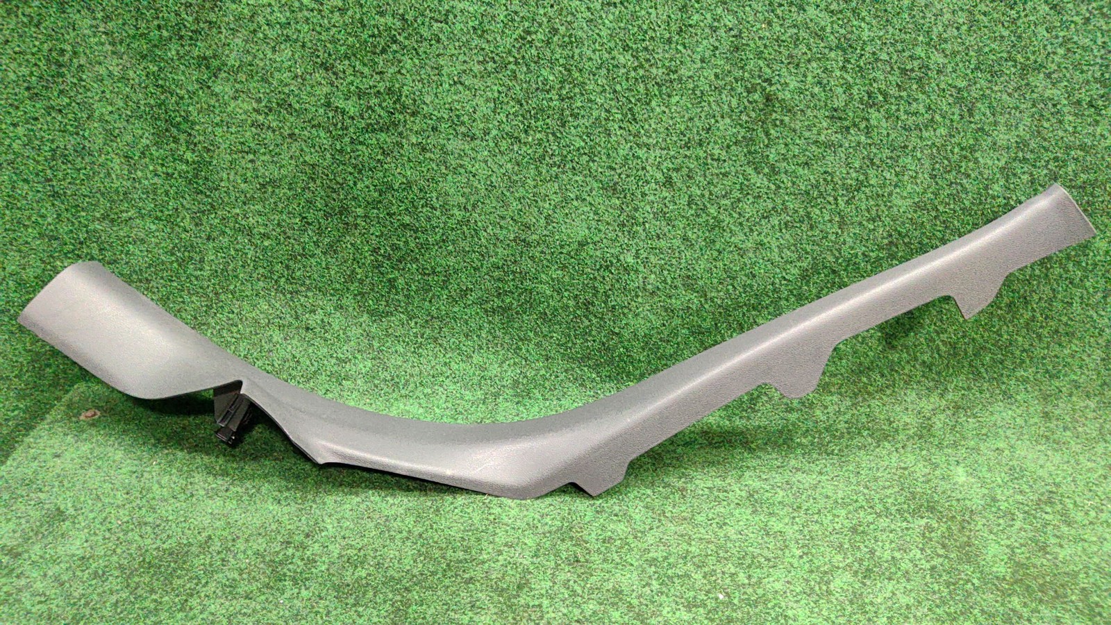 2017-2019 Audi A4 Quattro Right Rear Door Sill Trim Oem 8w0867768a