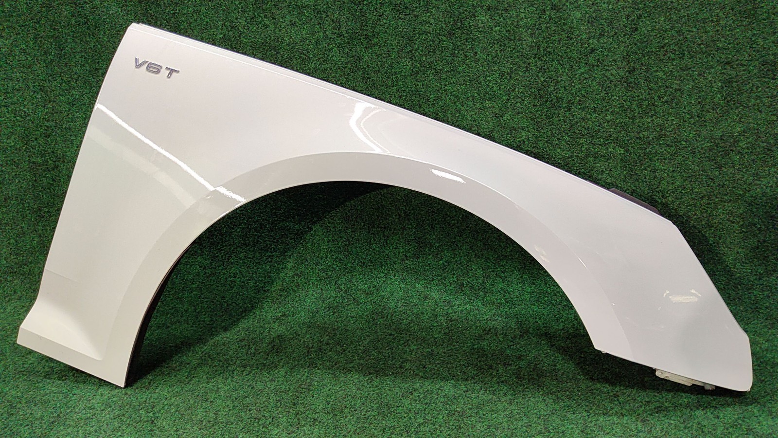 2018-2024 Audi S4 Right Fender/Wing Color 2Y/S9R OEM 8W0821106A
