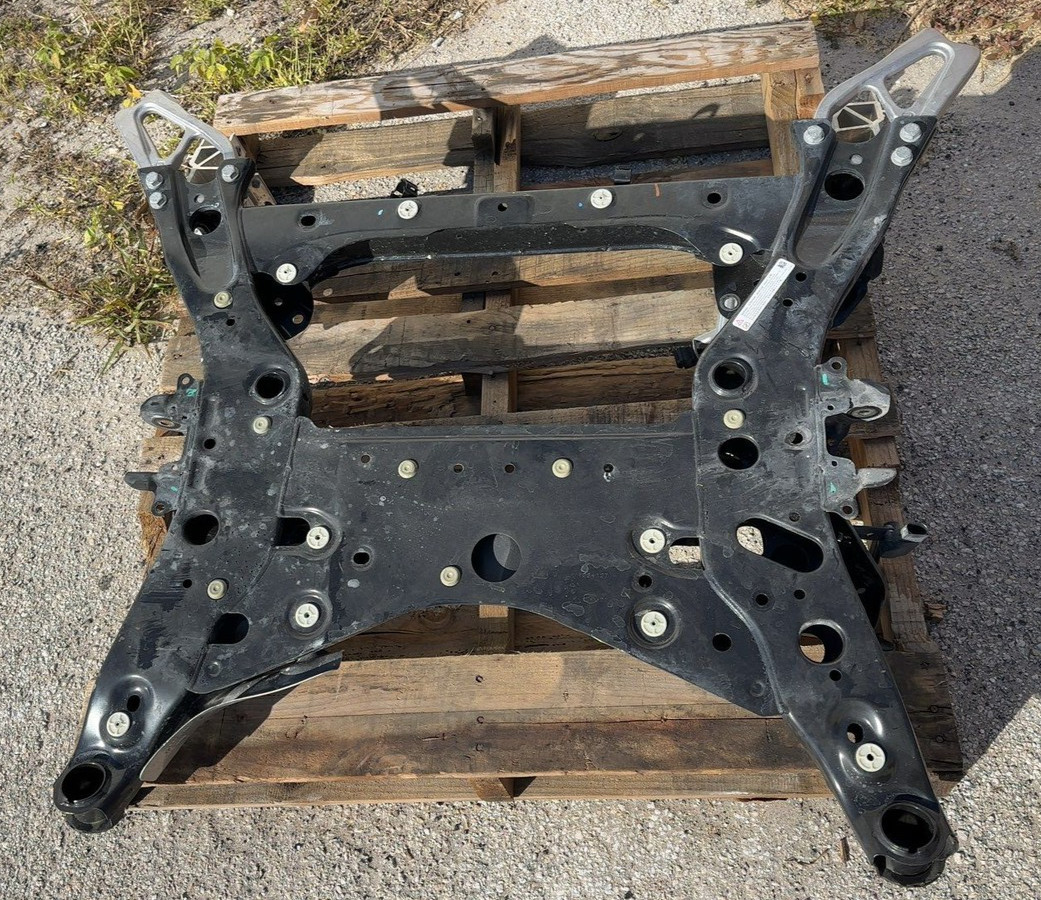 2018-2024 BMW X3 RWD Front Subframe Suspension Crossmember/Cradle OEM31106891261