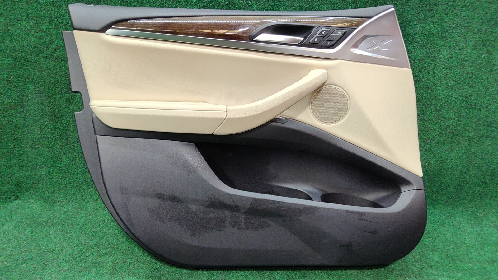 2018-2024 Bmw X3 Front Left Door Trim Panel Canberra Beig Khfr Oem 51417936651