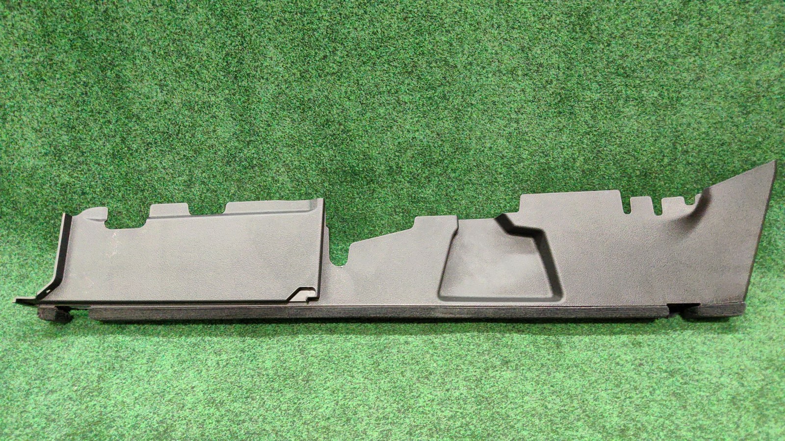 2017-2025 Audi Q7 Rear Right Quarter Trunk Side Trim Oem 4m0863528k