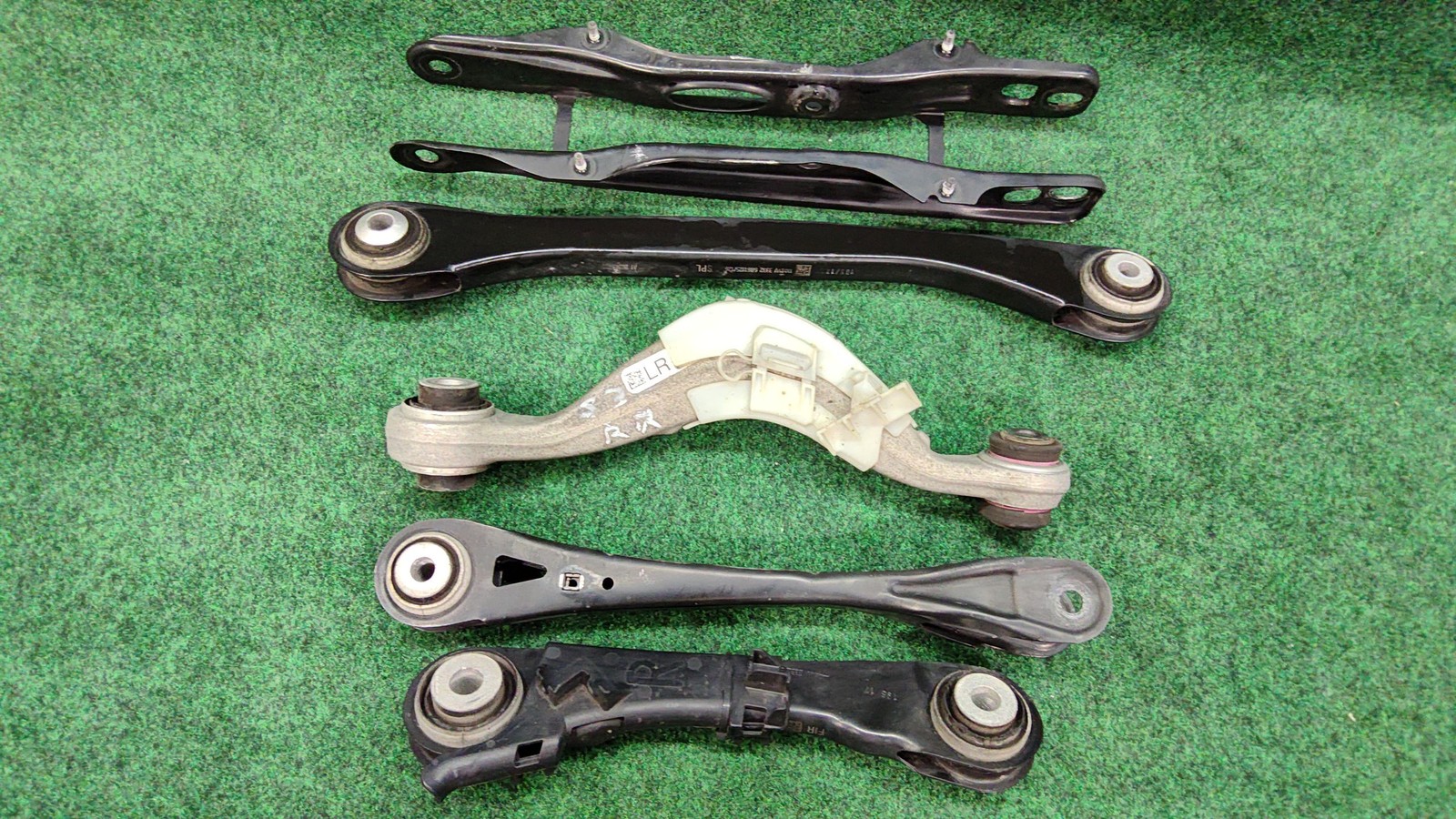 2017-2024 BMW 530i Rear Right Lower & Upper Control Arm Tension Strut Stabilizer