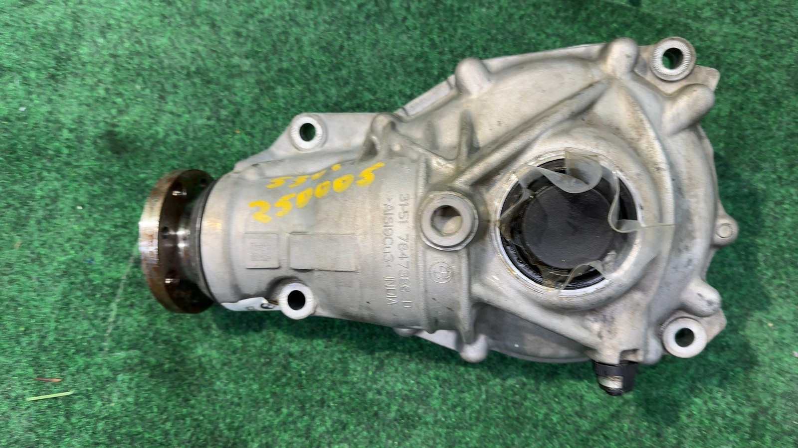 2017-2024 BMW 530i Front Axle Carrier Diferential OEM 31508635703 31508635704