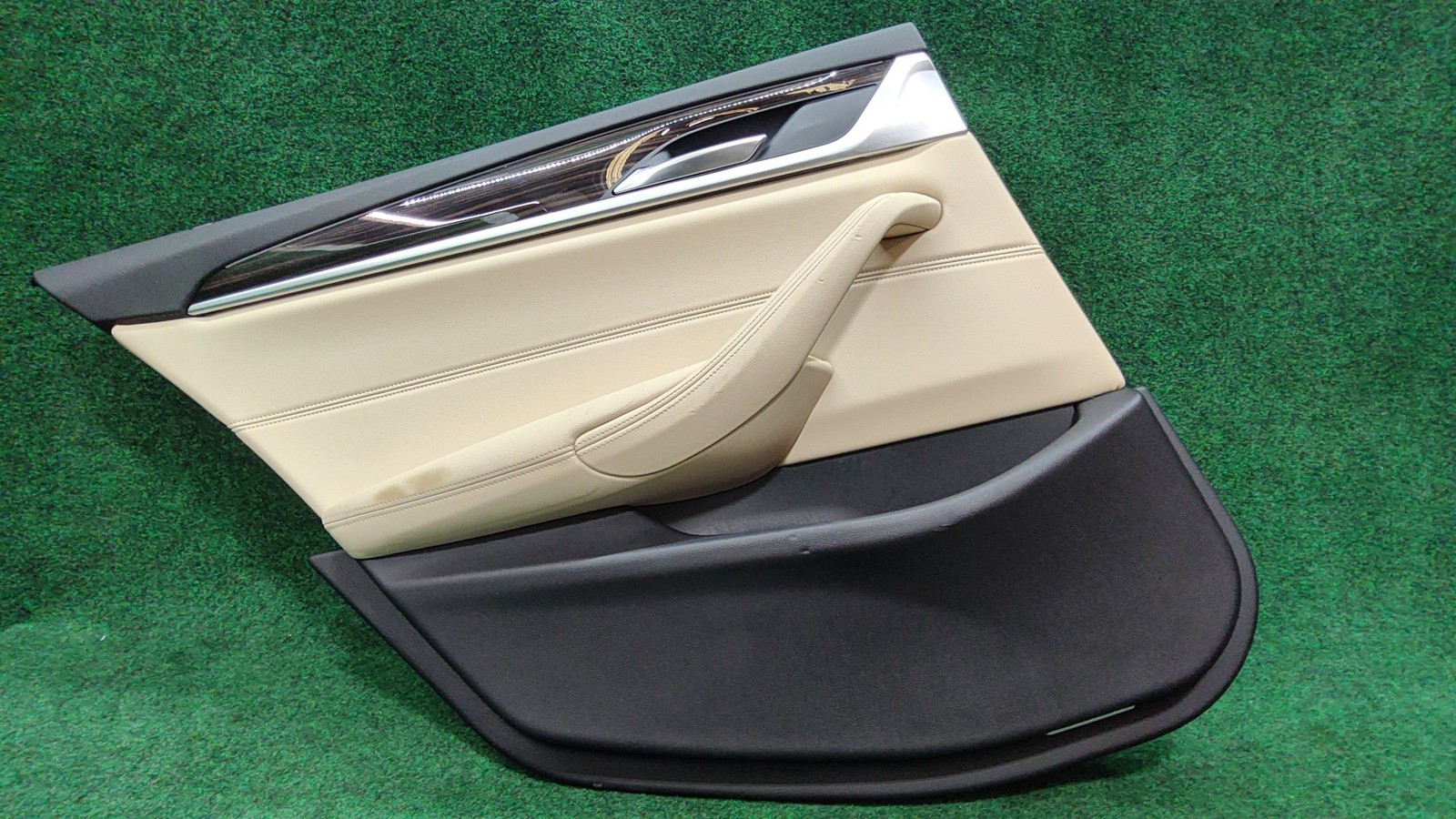2017-2023 BMW 530i Rear Left Door Trim Panel Canberra Beige OEM 51427477095