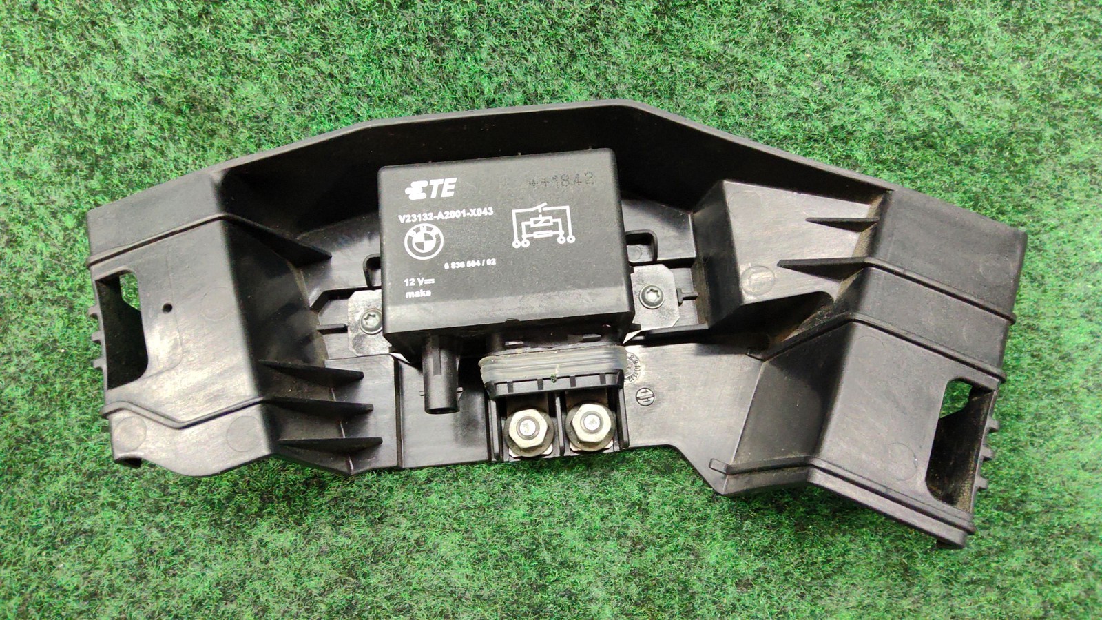 2019-2023 BMW X5 40i Cooling Fan Relley OEM 683650402