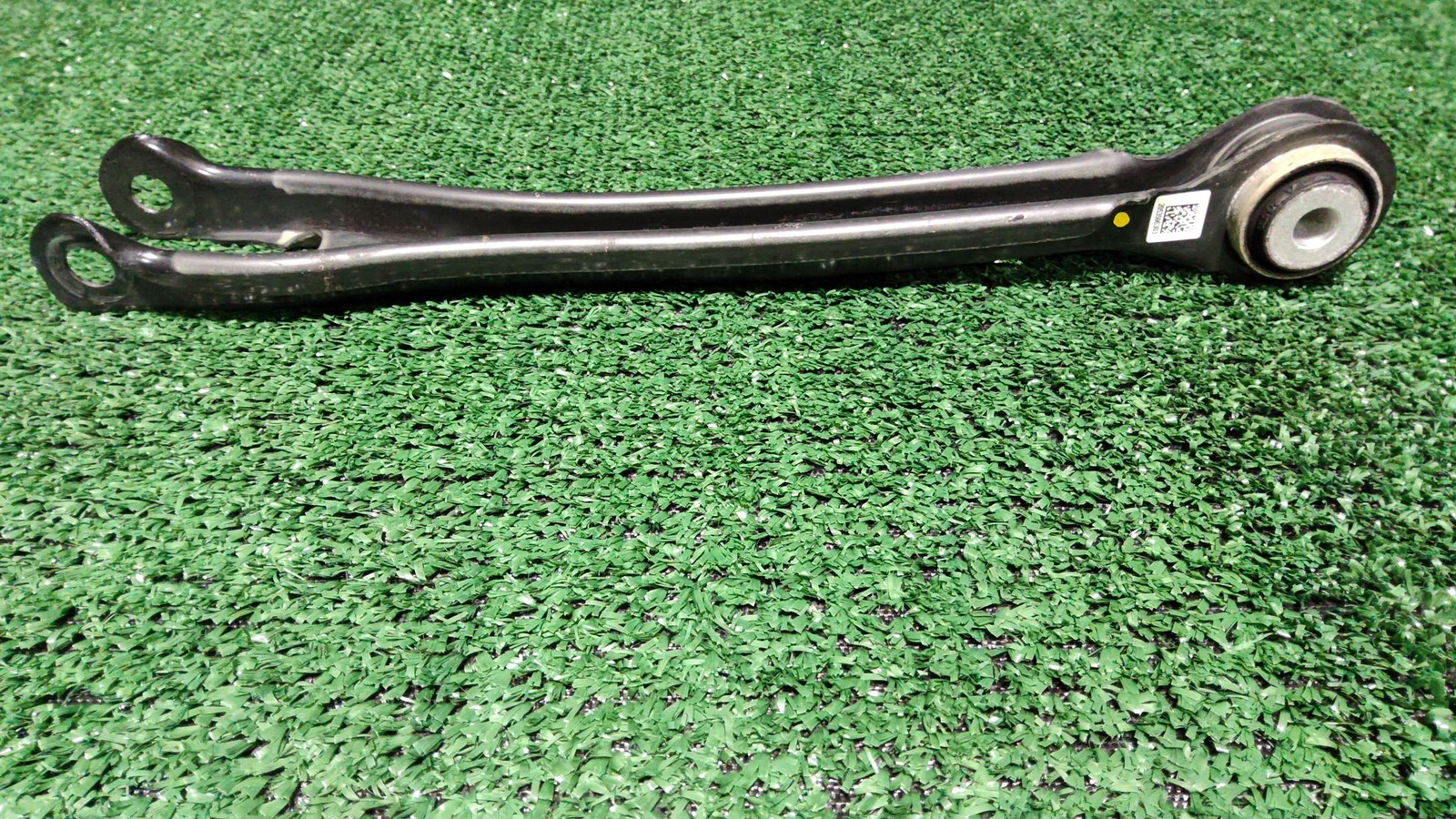 2014-2021 Mercedes Benz C300 Rear Right Lower Thrust Control Arm Oem A2053506303