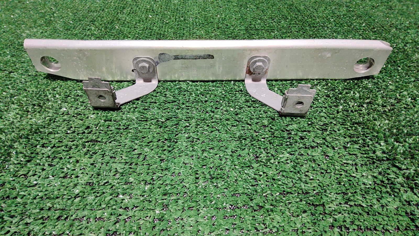 2014-2021 Mercedes Benz C300 Front Tunnel Stiffener Bracket Oem A2056190025