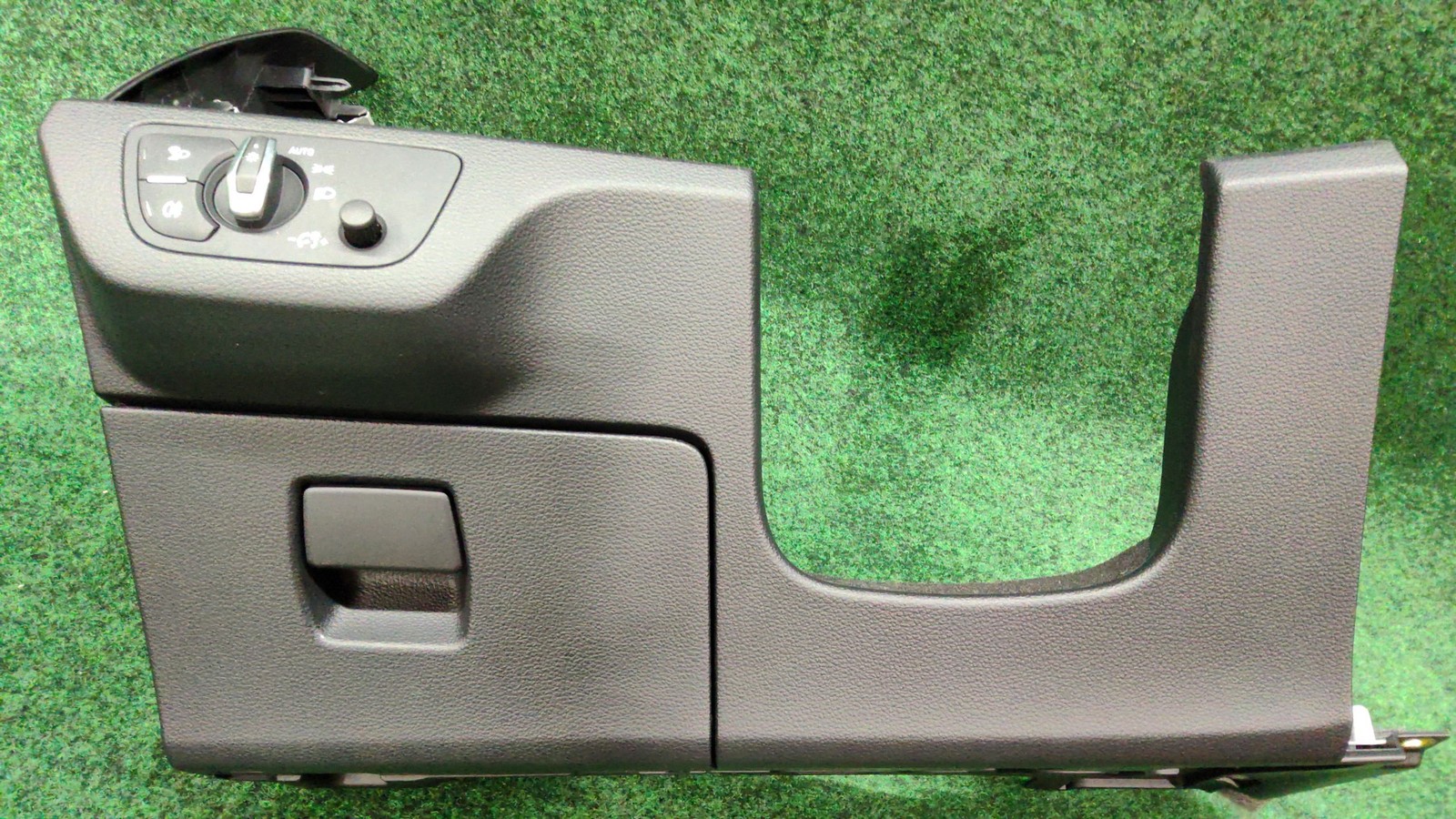 2018 - 2023 Audi Q5 Dash Left Side Lower Trim Panel Oem 80b880301a 80a857085a