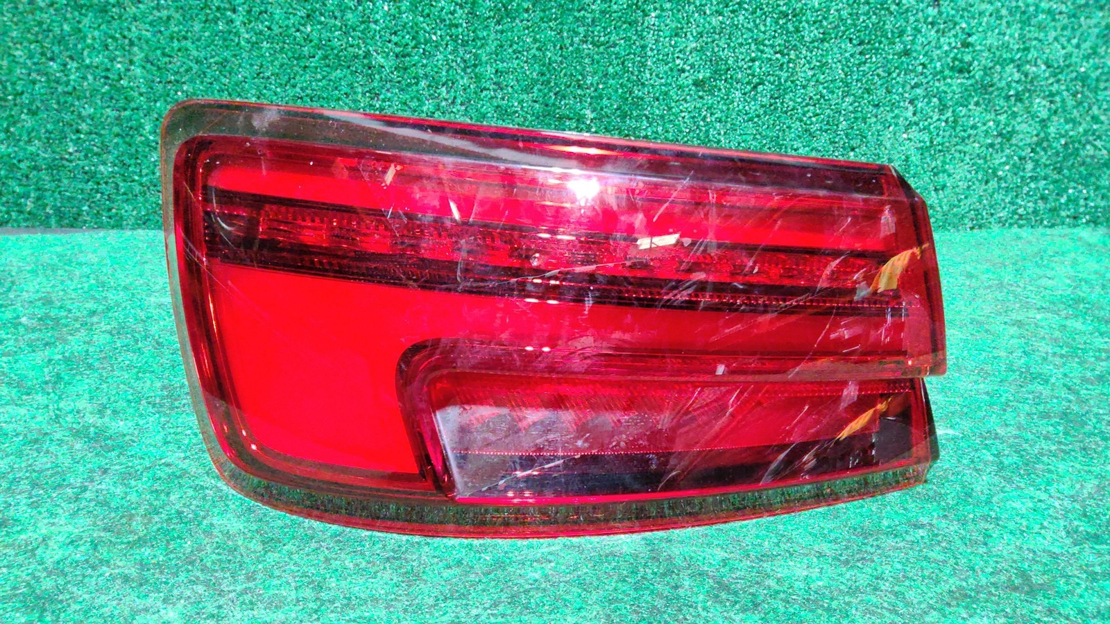 2015-2020 Audi A3 Quattro Left Quarter Panel Mounted Tail Light Oem 8v5945091a