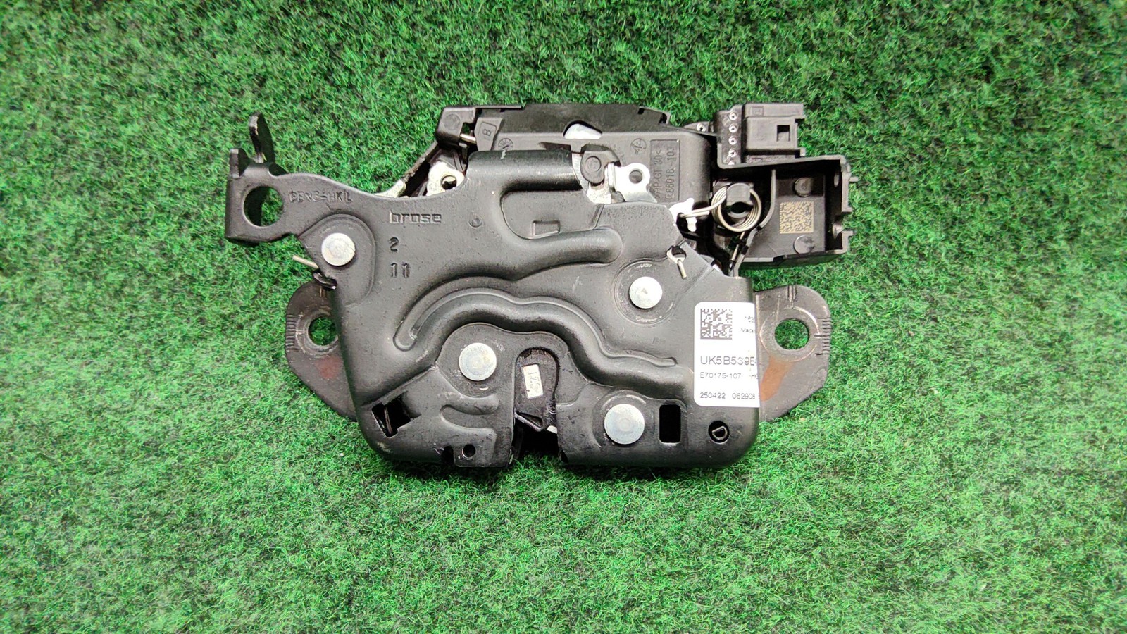 2023-2026 Bmw X1 M35i Rear Liftgate Lock Oem 51244a2d973