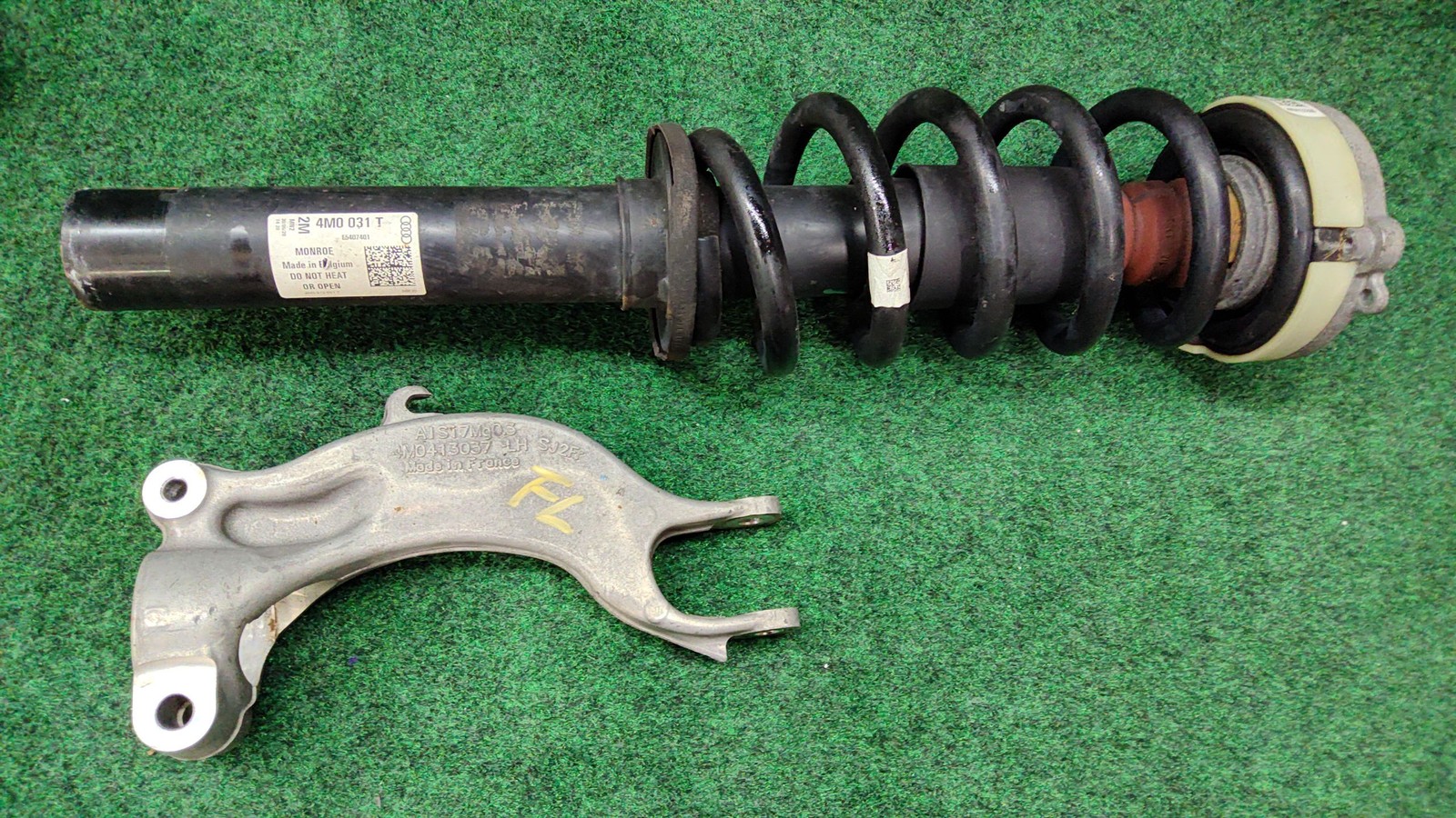 2019-2025 Audi Q7 Front Left Suspension Shock Absorber OEM 4M0413031AB