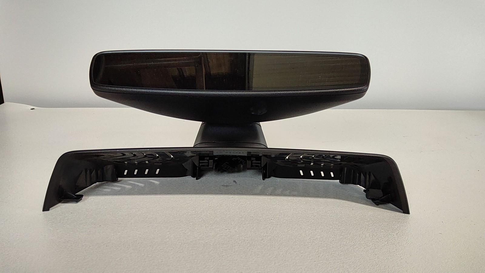 2017-2020 BMW 530i Rear View Mirror Auto High Beam Garage Opener OEM 51169459441